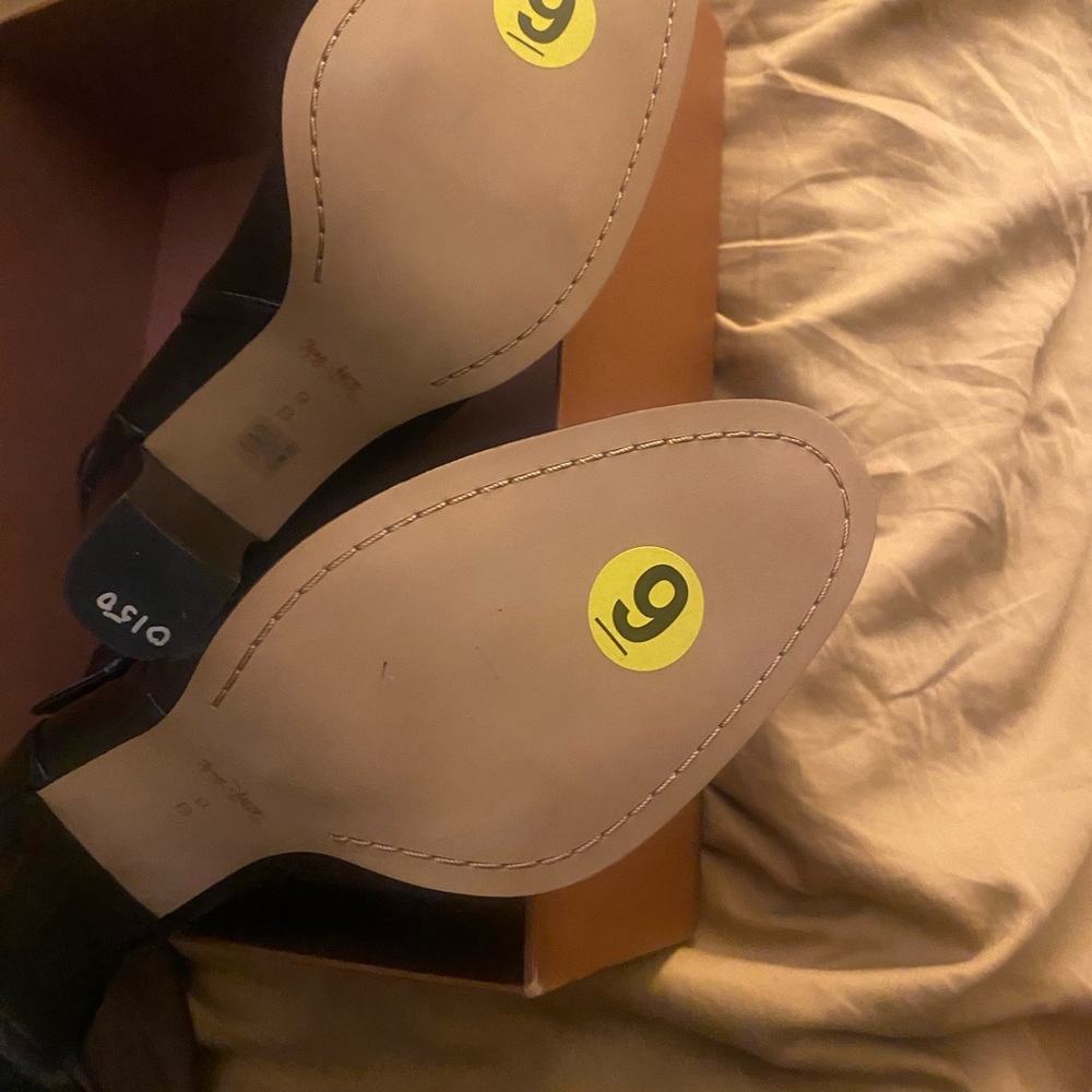 Boots - Picture 2 of 2